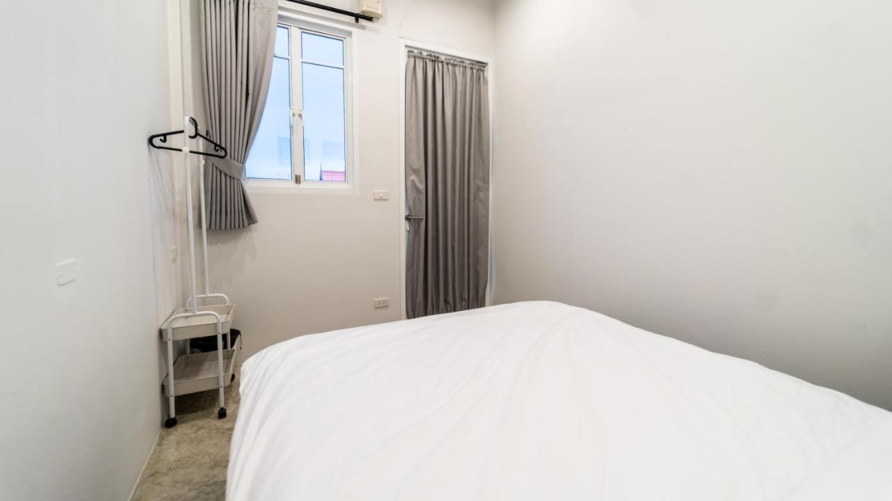 Pier 808 Hostel Bangkok Dış mekan fotoğraf