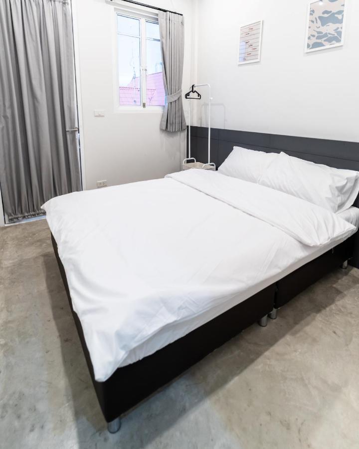 Pier 808 Hostel Bangkok Dış mekan fotoğraf