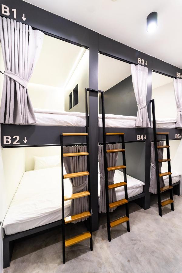 Pier 808 Hostel Bangkok Dış mekan fotoğraf