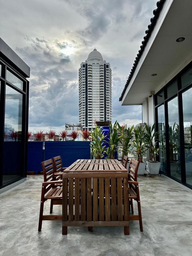 Pier 808 Hostel Bangkok Dış mekan fotoğraf
