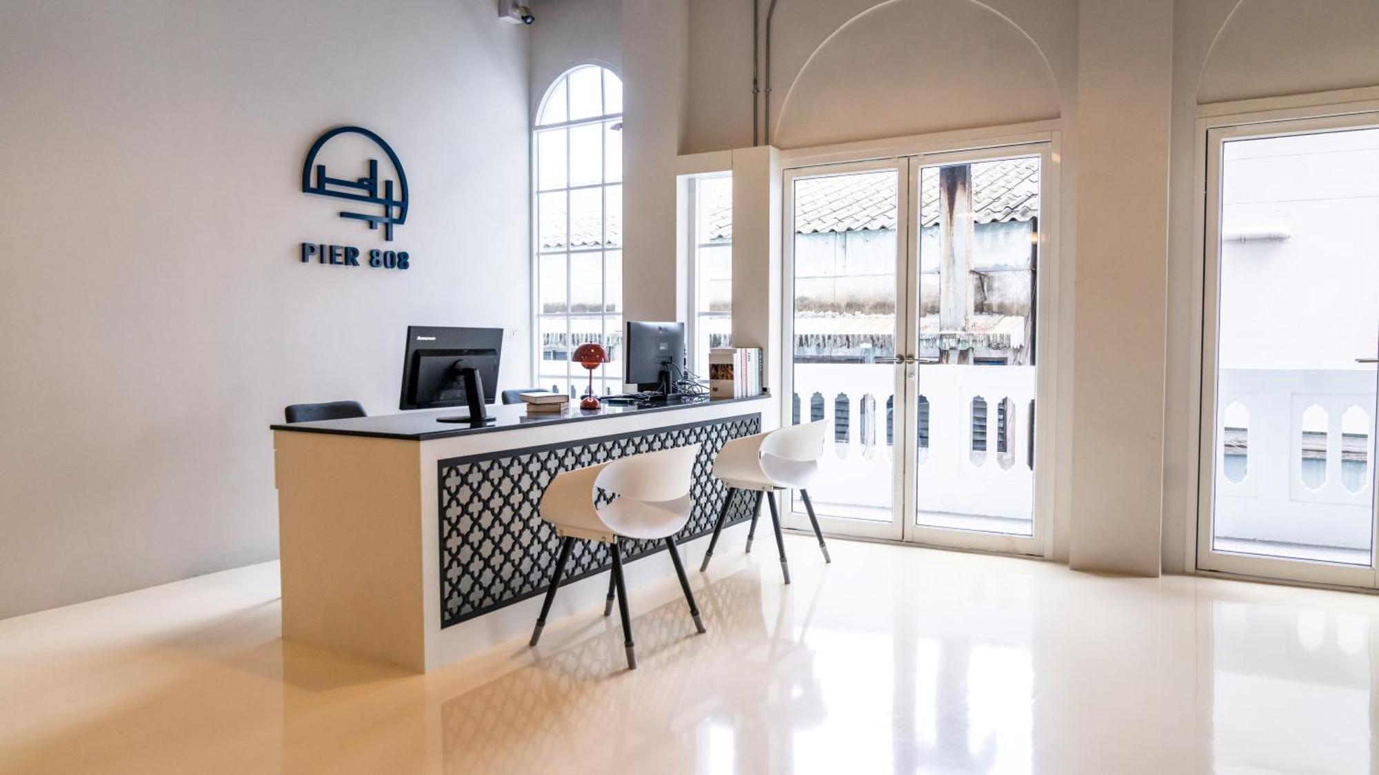 Pier 808 Hostel Bangkok Dış mekan fotoğraf